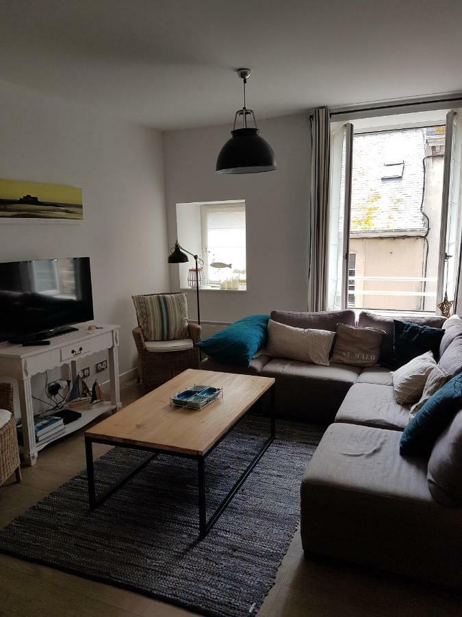 Le Clemenceau Apartment แซ็งต์มาโล ภายนอก รูปภาพ